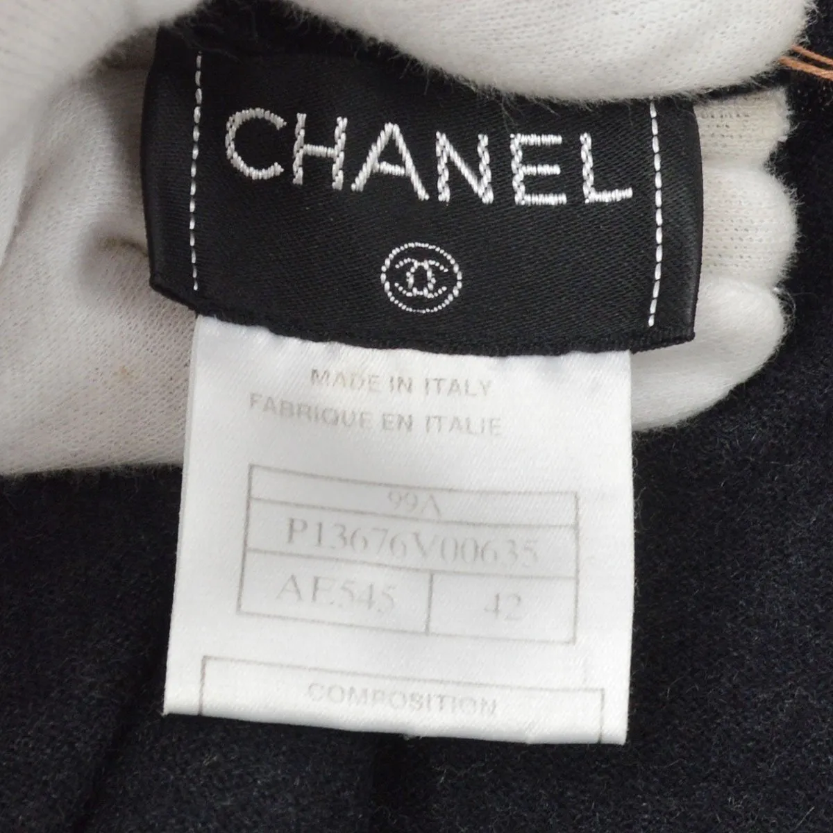 CHANEL 1999 Fall round neck knitted top #42