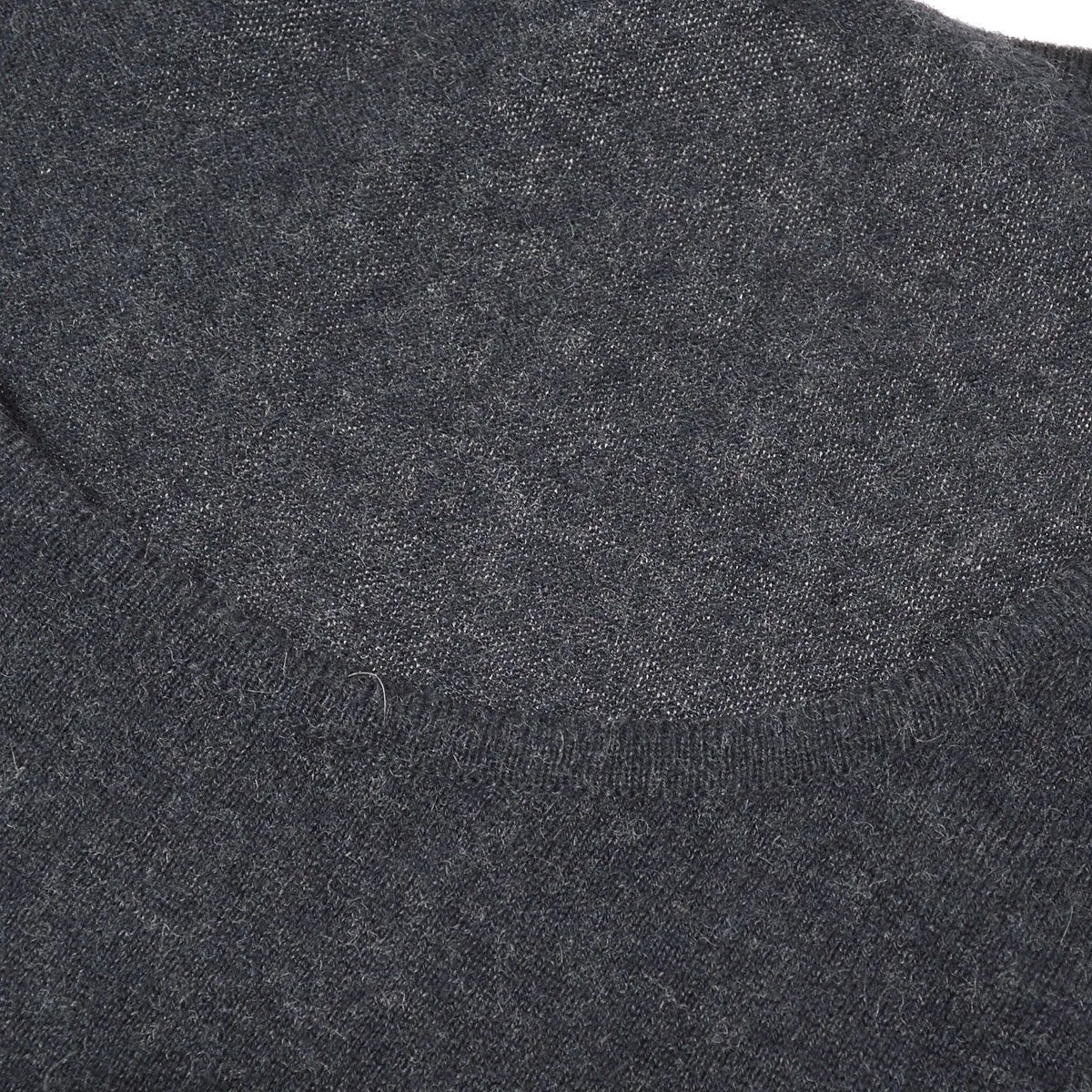CHANEL 1999 Fall round neck knitted top #42